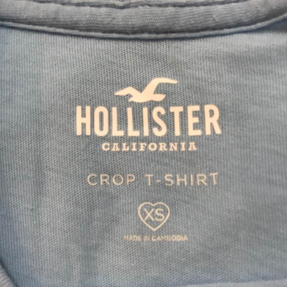 3 hollister tshirts - Picture 2 of 4